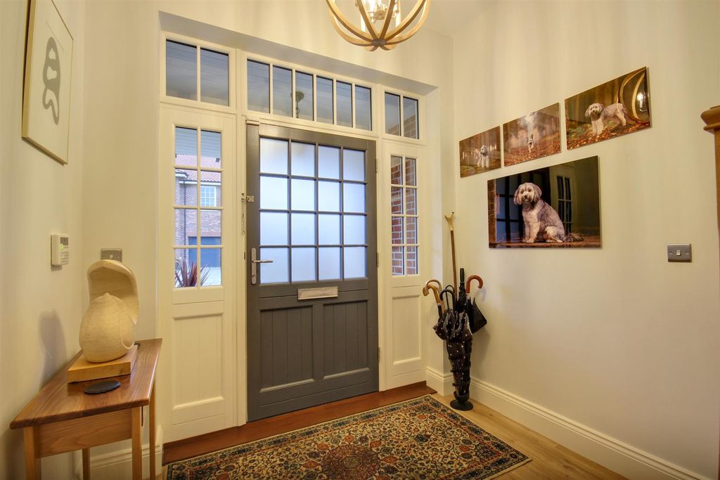 Additional image 8 of 5 bed detached house for saleGallows Lane, Beverley HU17