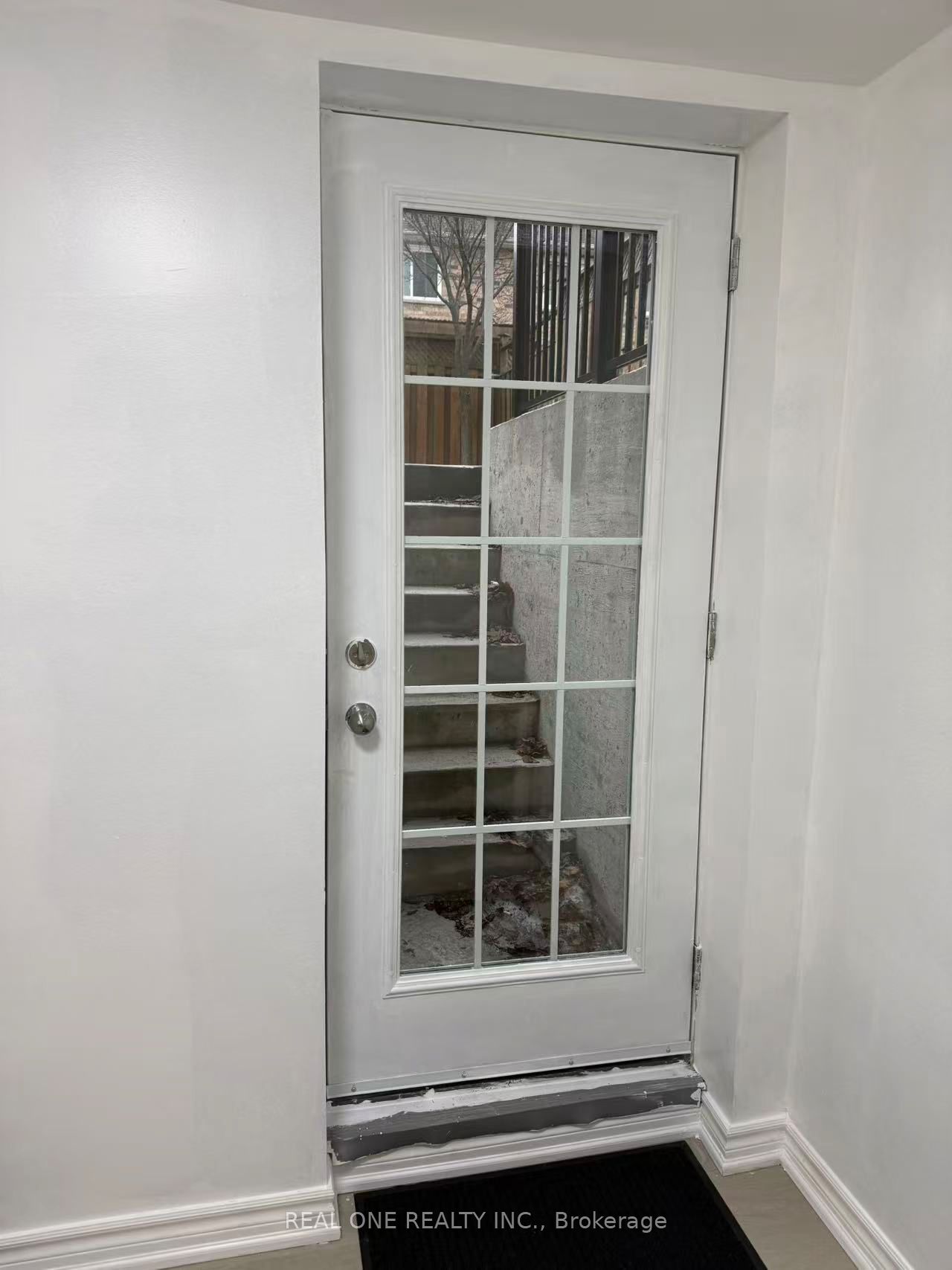 Additional image 3 of 826 Winterton Way, Mississauga, ON, L5V 2A5