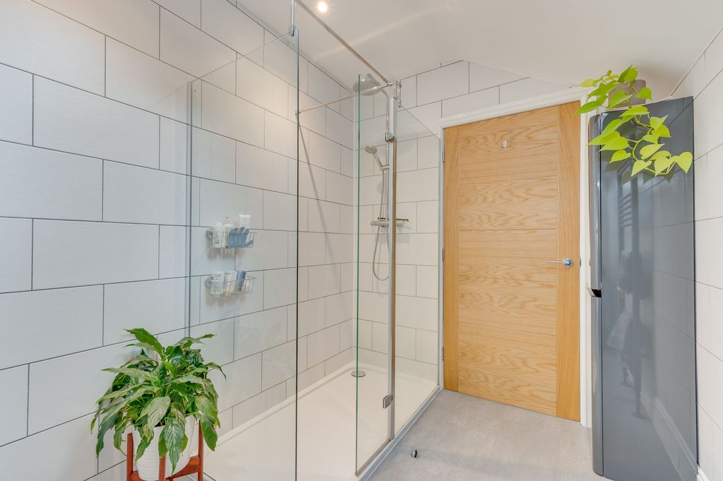 Additional image 34 of 4 bed detached house for saleManchester Road, Crosspool S10