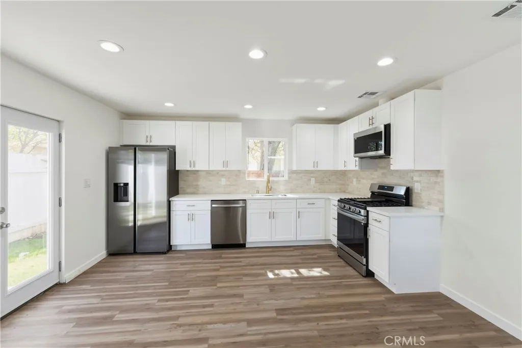 Additional image 5 of 9427 S 2nd Ave, Inglewood, CA 90305