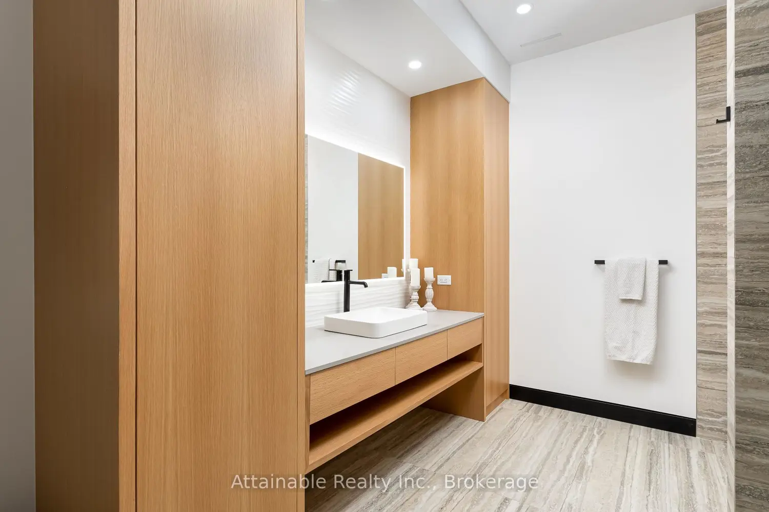 Additional image 8 of 300 West Browns Road