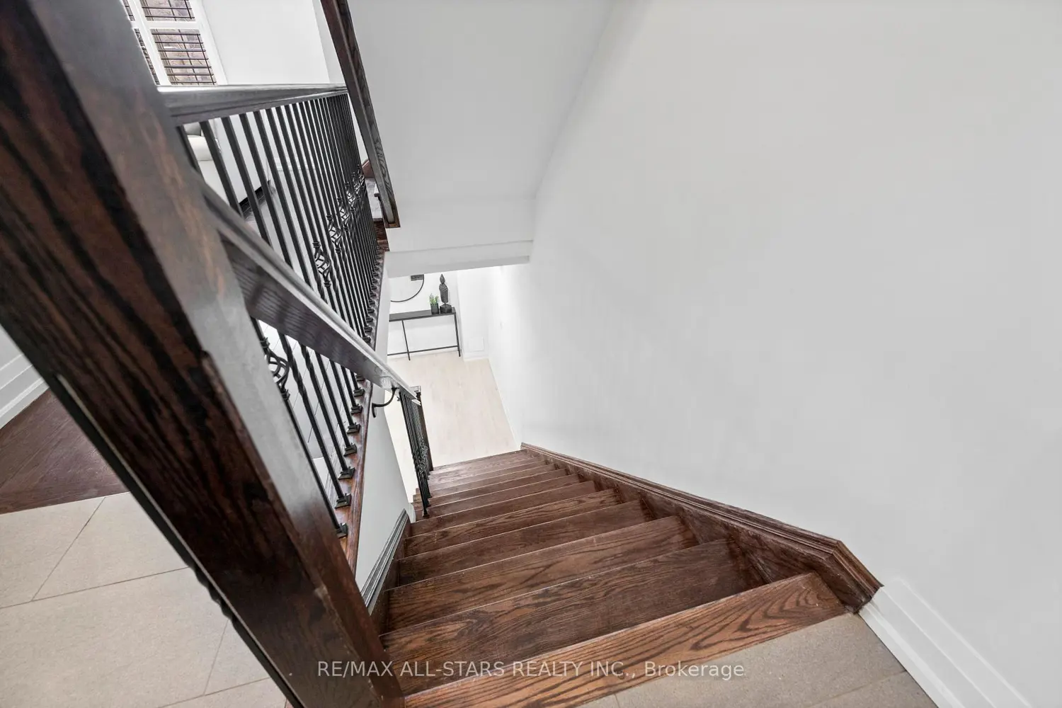 Additional image 15 of 85 Village Parkway