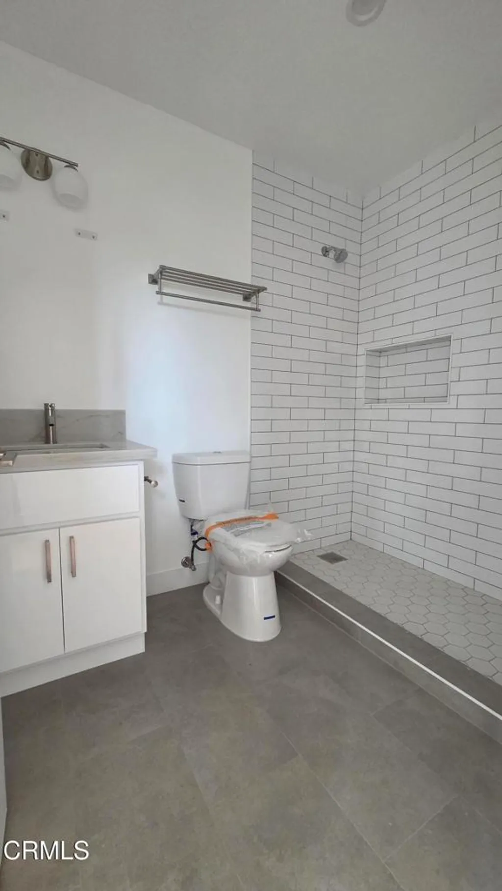 Additional image 13 of 917 N Ridgewood Place, Los Angeles, CA 90038