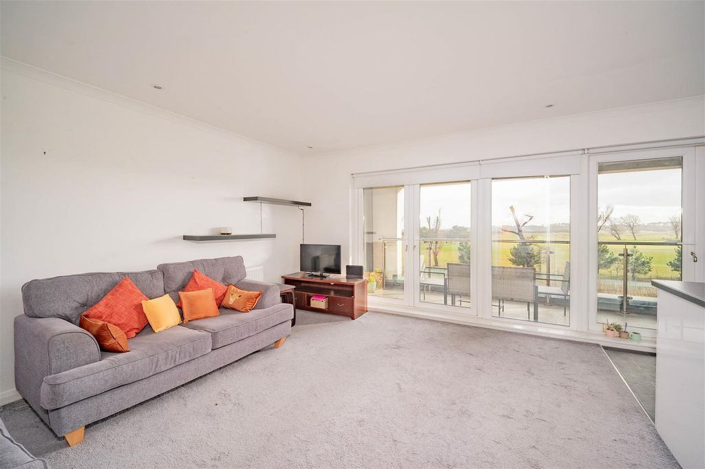 Additional image 2 of 2 bed flat for saleVictoria Street, Carnoustie DD7
