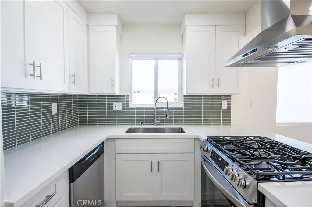 Additional image 33 of 16681 Sims Lane Unit 4, Huntington Beach, CA 92649