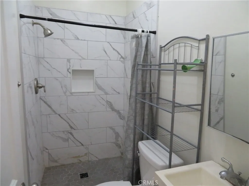 Additional image 22 of 3923 S Normandie Ave, Los Angeles, CA 90037