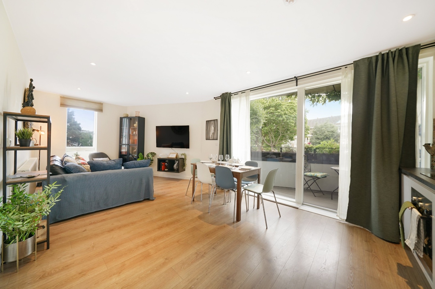 Additional image 4 of 2 Bed Flat, Barrington Road, SW9, N1 7GU