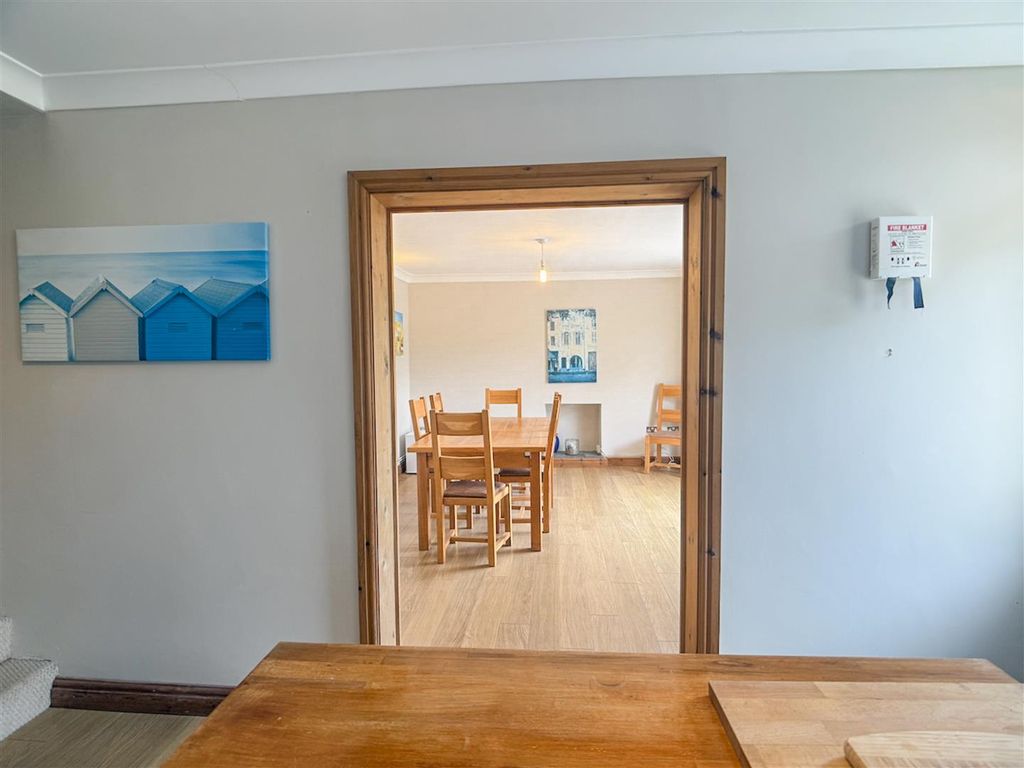 Additional image 20 of 2 bed flat for saleLangland Road, Mumbles SA3