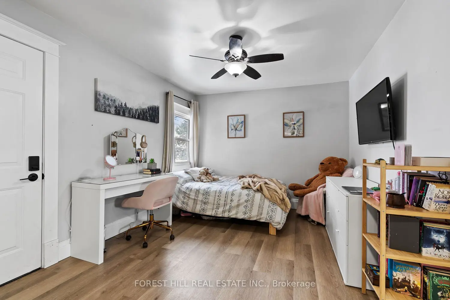 Additional image 12 of 390 Glendale Avenue