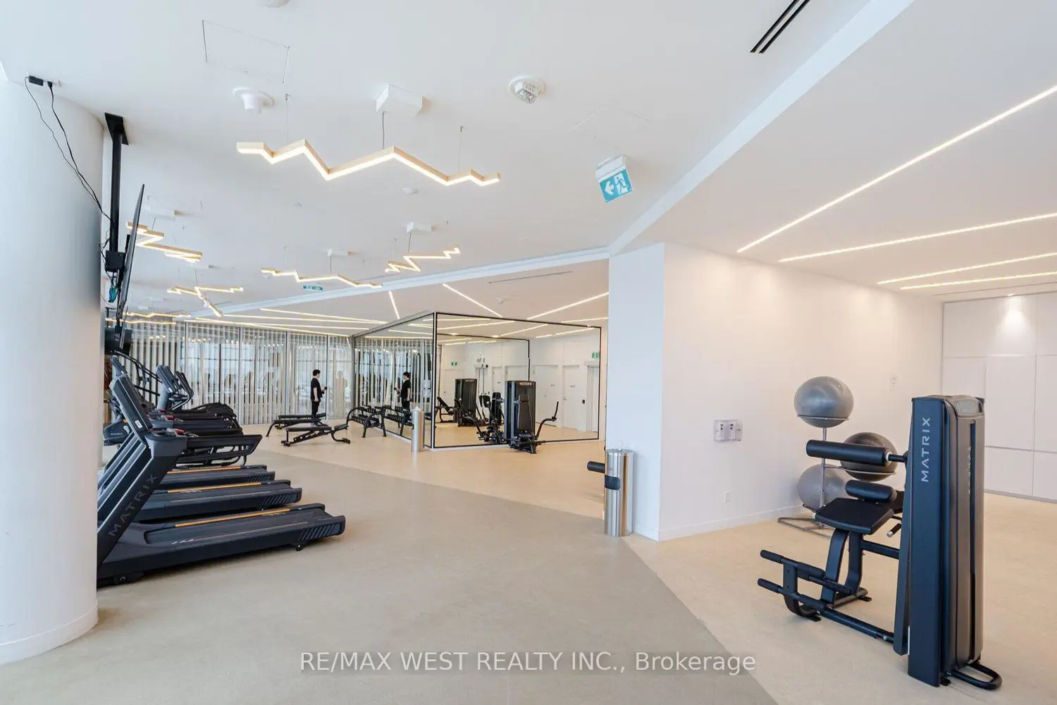 Additional image 14 of 3900 Confederation Parkway 2708