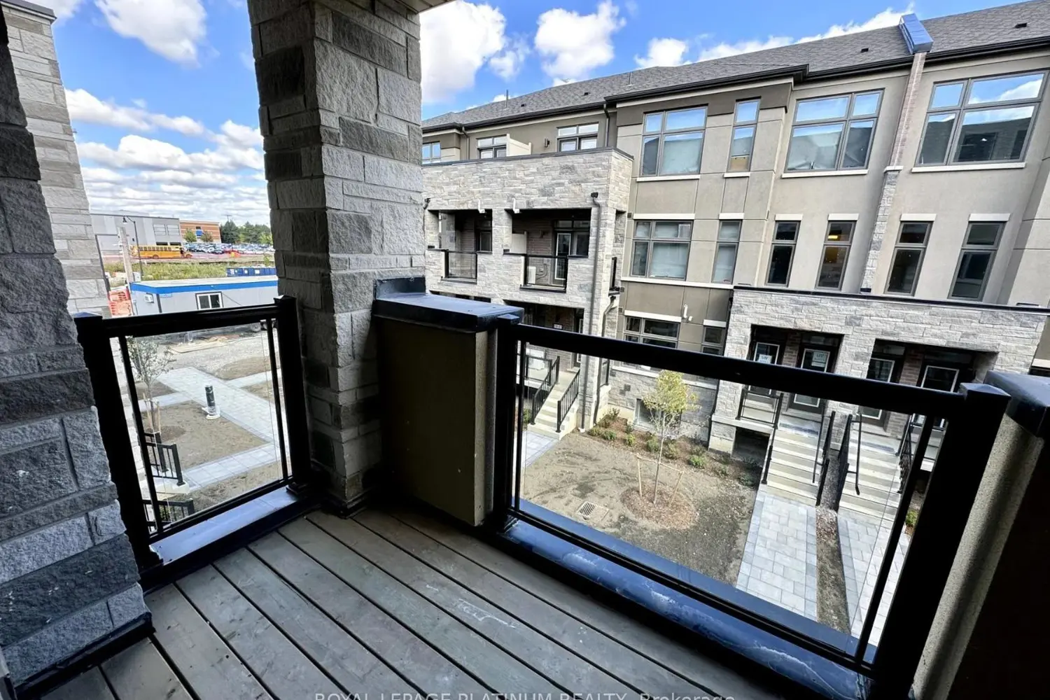 Additional image 5 of 15 Fieldridge Crescent 3