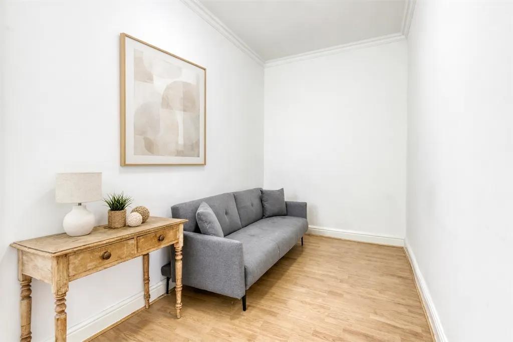 Additional image 2 of 1 Bed Flat, Very Near West Cromwell Road Area, SW5, N1 7GU