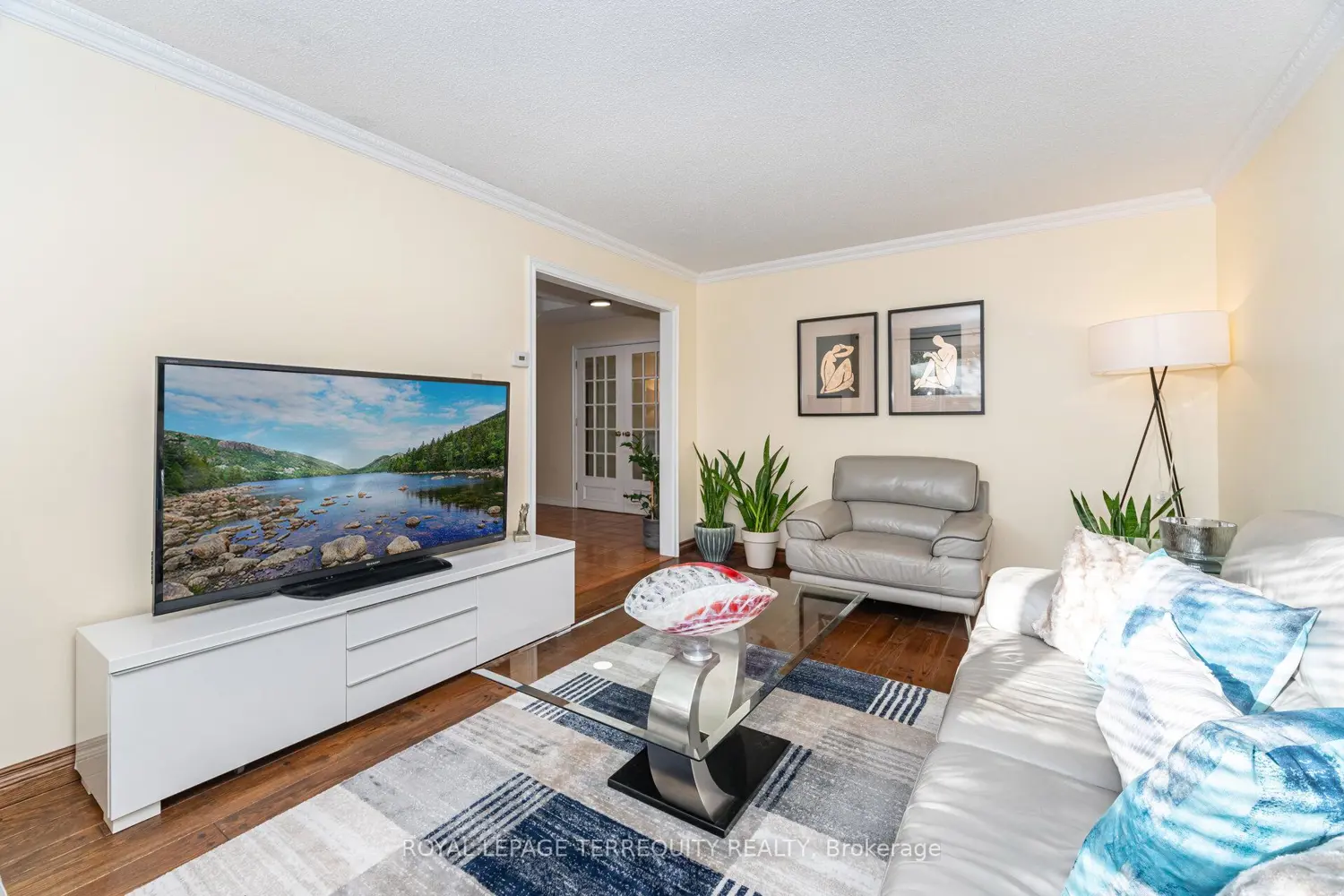 Additional image 4 of 4085 Wheelwright Crescent