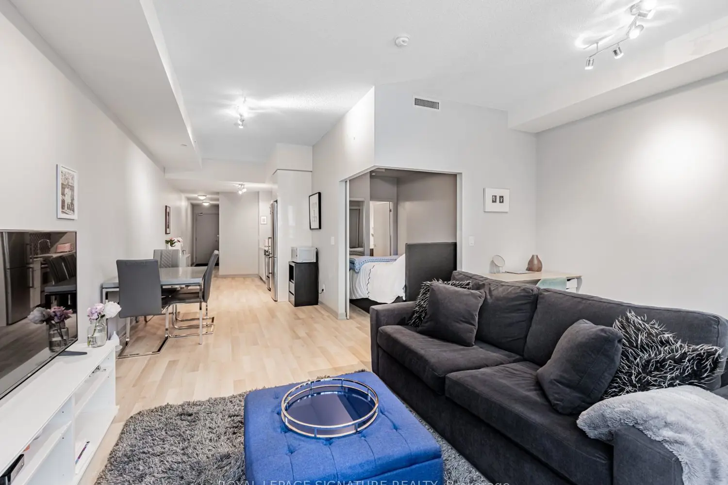 Additional image 9 of 51 East Liberty Street 202