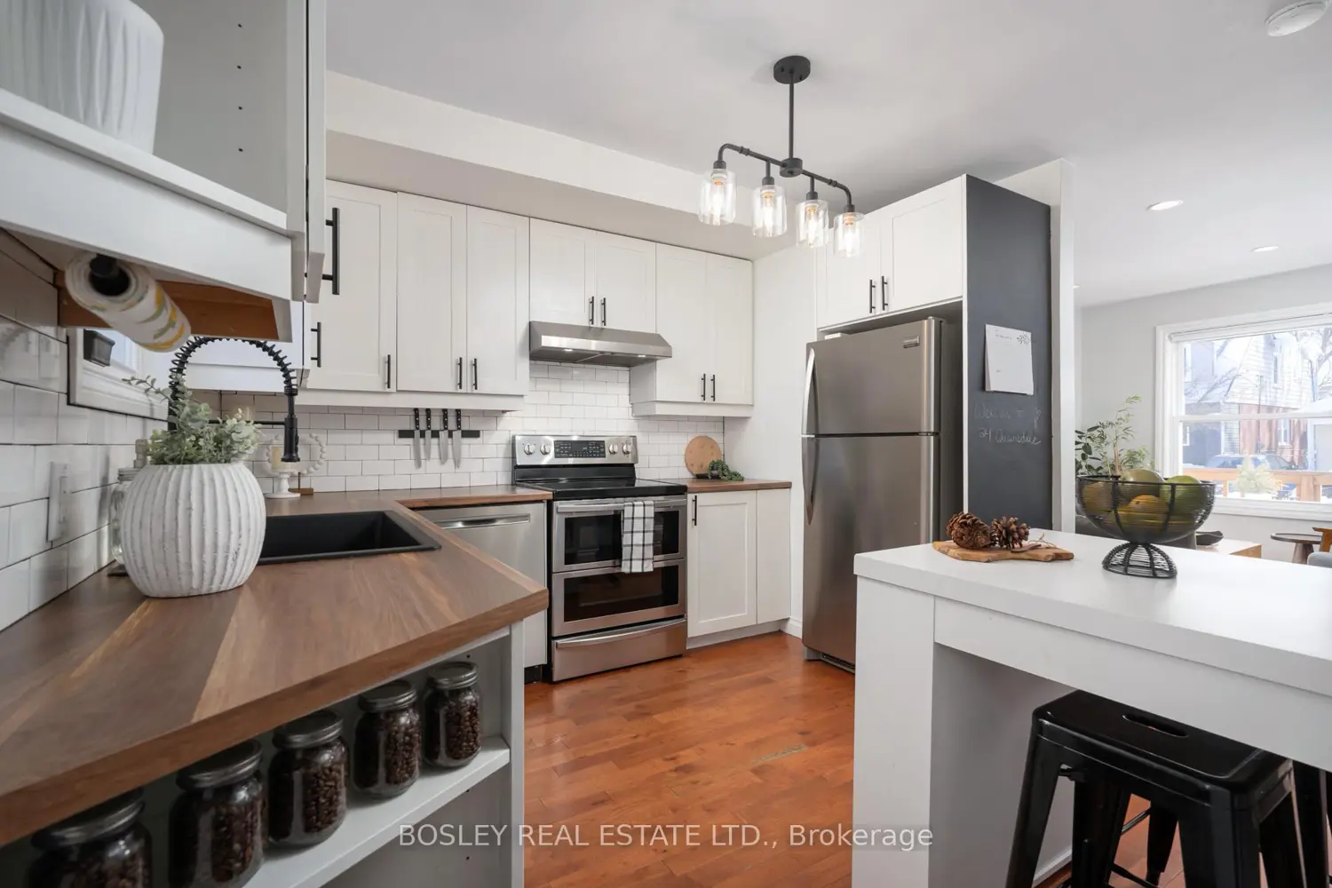 Additional image 7 of 24 Queensdale Avenue