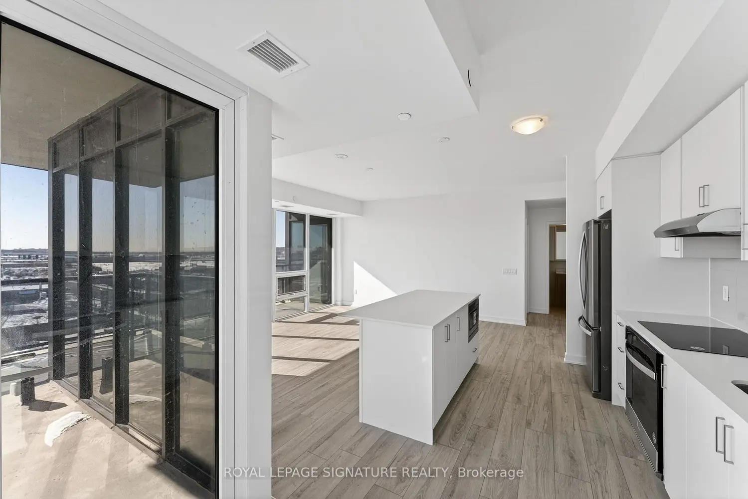 Additional image 8 of 1035 Southdown Road 1008