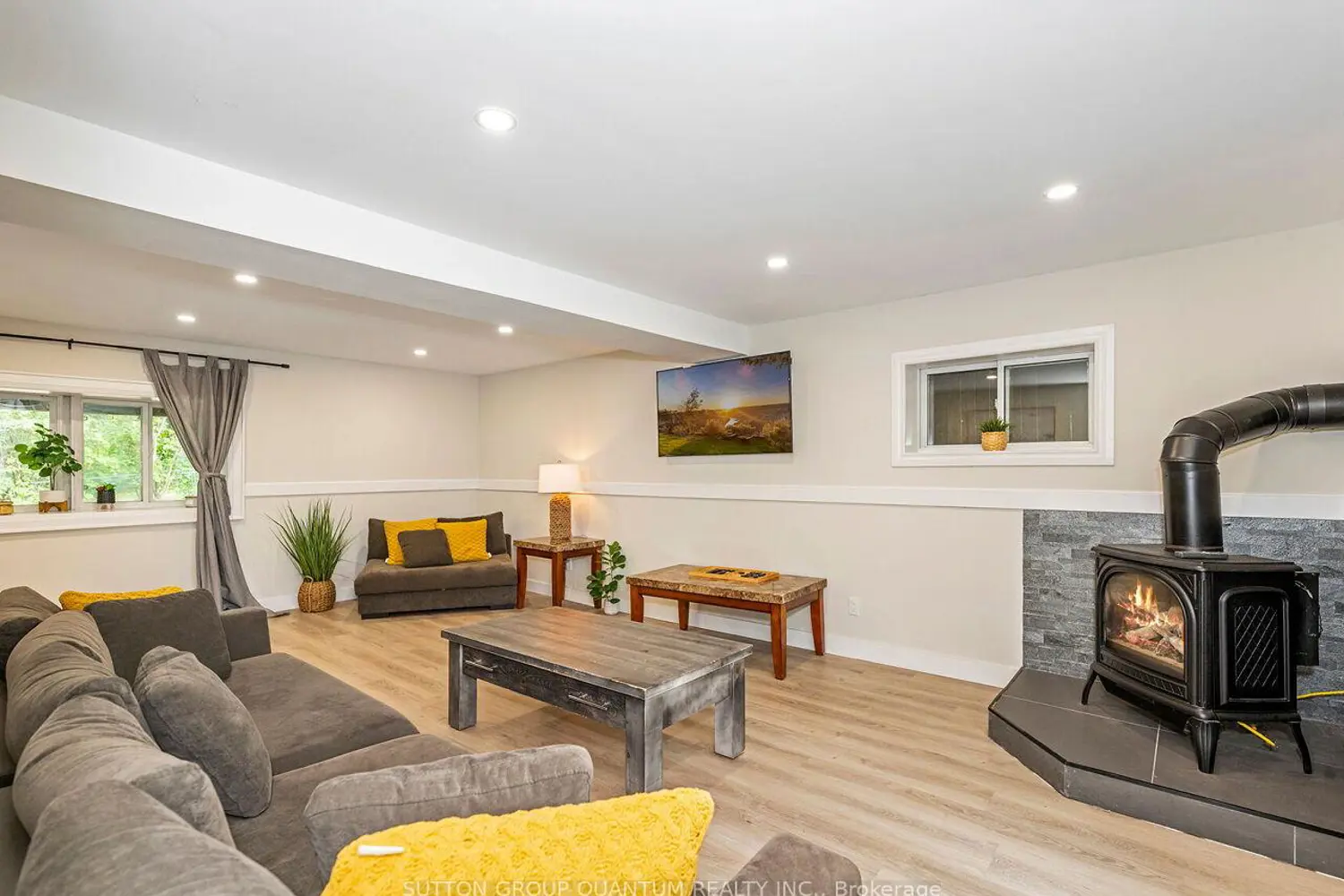 Additional image 20 of 1006 Youngs Road #8