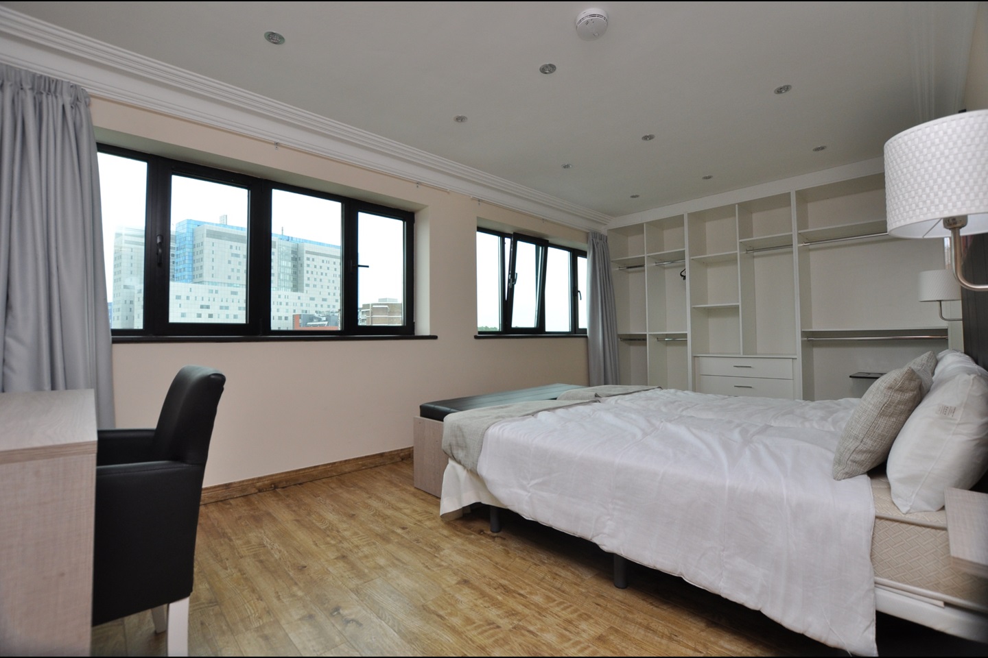 Additional image 7 of 3 Bed Penthouse, Shiraj Tower, E1, N1 7GU