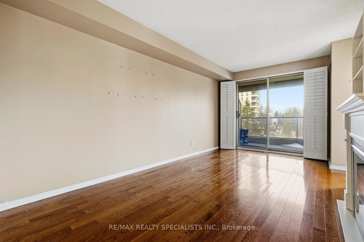 Additional image 11 of 1800 The Collegeway 304