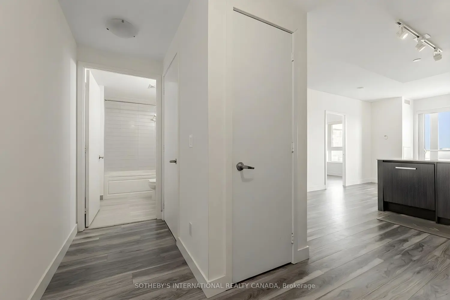 Additional image 6 of 5180 Yonge Street 1706