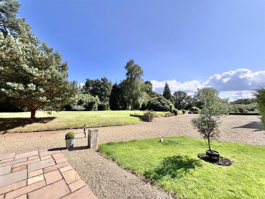 Additional image 15 of 2 bed flat for sale6 Norcliffe Hall, Altrincham Road, Wilmslow SK9