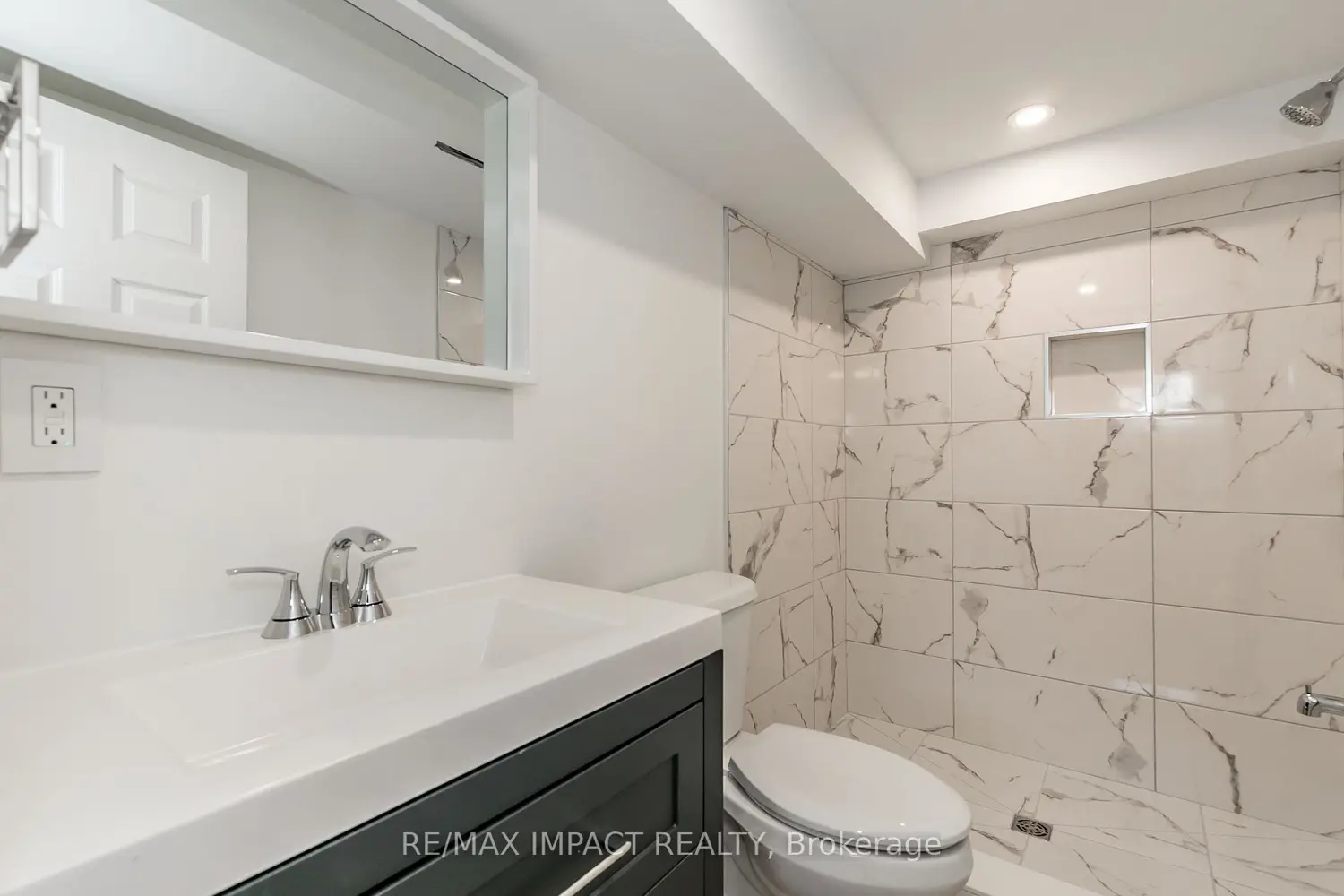 Additional image 18 of 781 Oliva Street