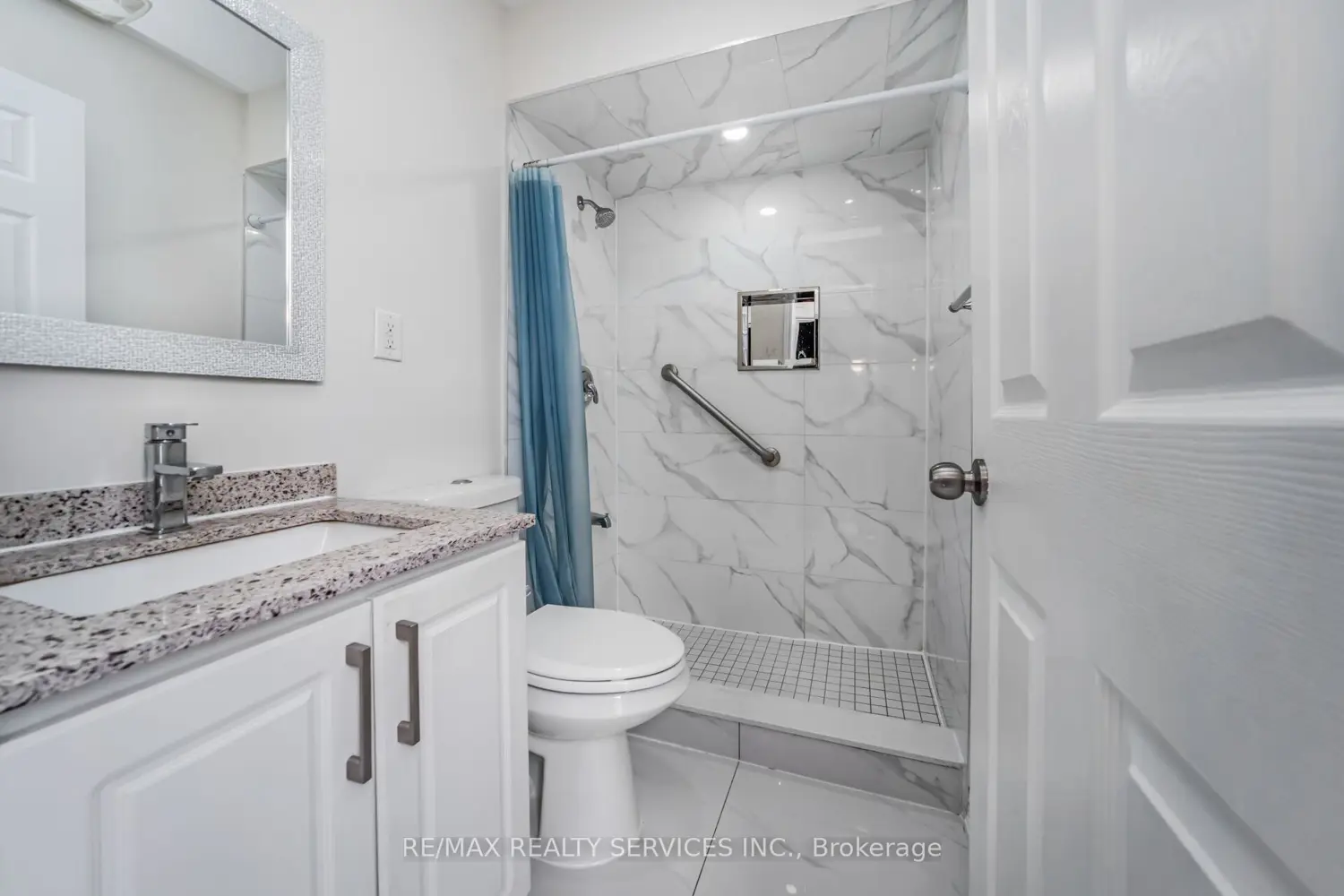 Additional image 10 of 11 Juliette Square