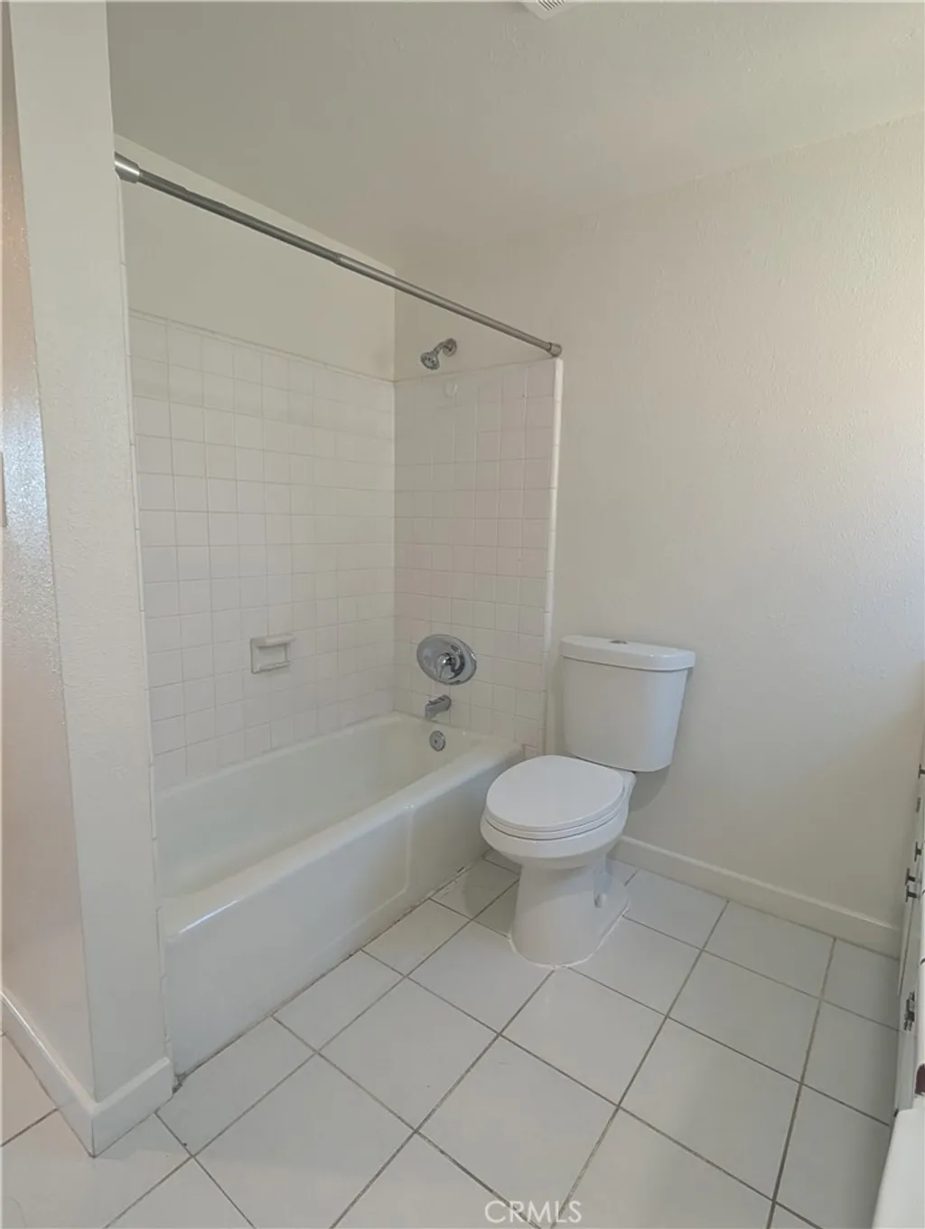 Additional image 11 of 665 W Altadena Dr Unit 26, Altadena, CA 91001