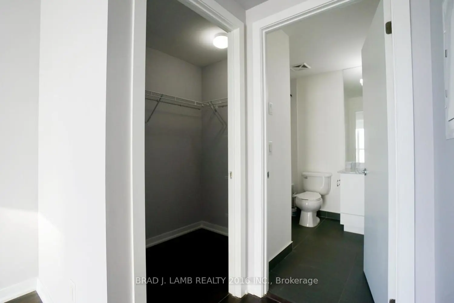 Additional image 11 of 51 East Liberty Street 2211