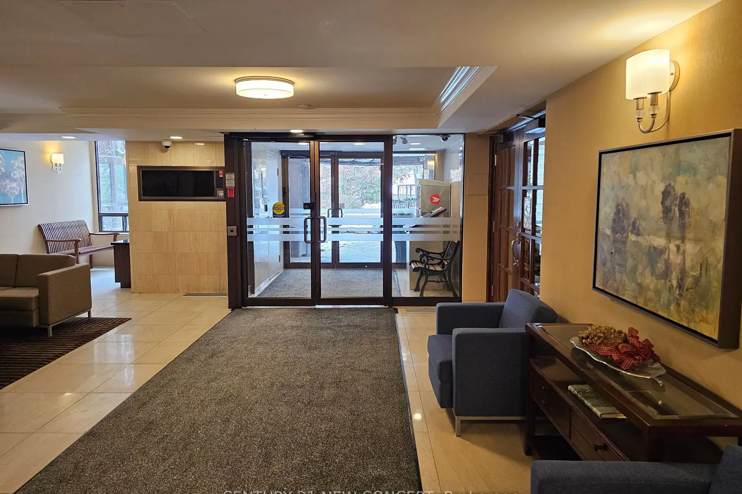 255 The Donway West 123