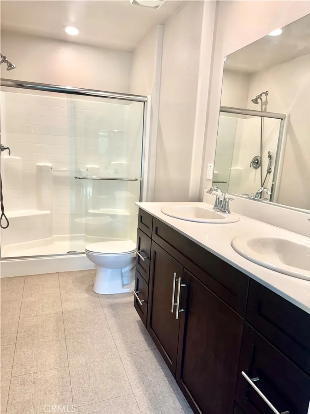 Additional image 12 of 14121 W Oak Lane, Van Nuys, CA 91405