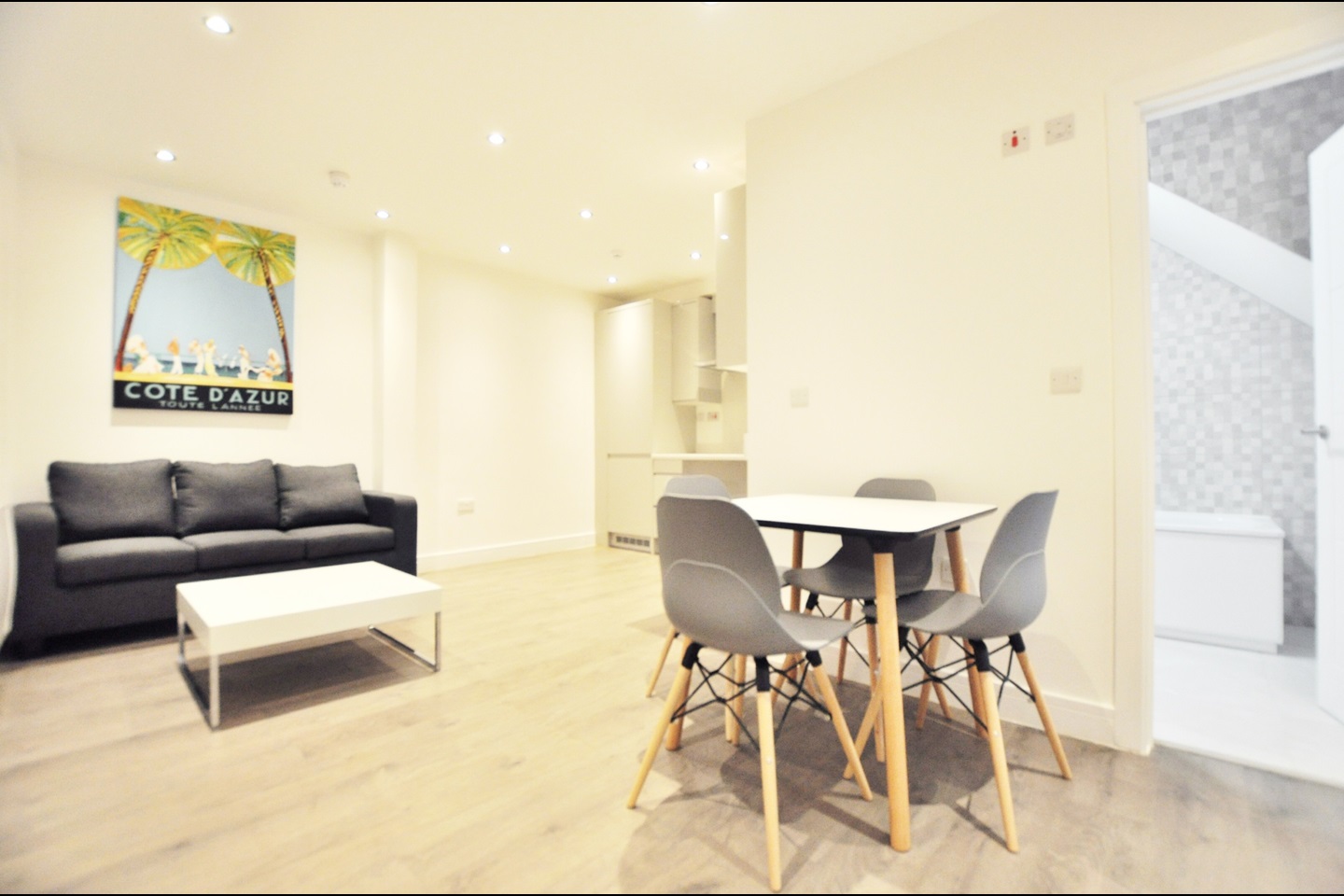 2 Bed Flat, Hackney Road, E2, N1 7GU