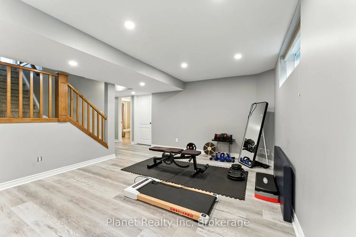 Additional image 8 of 63 Truesdale Crescent