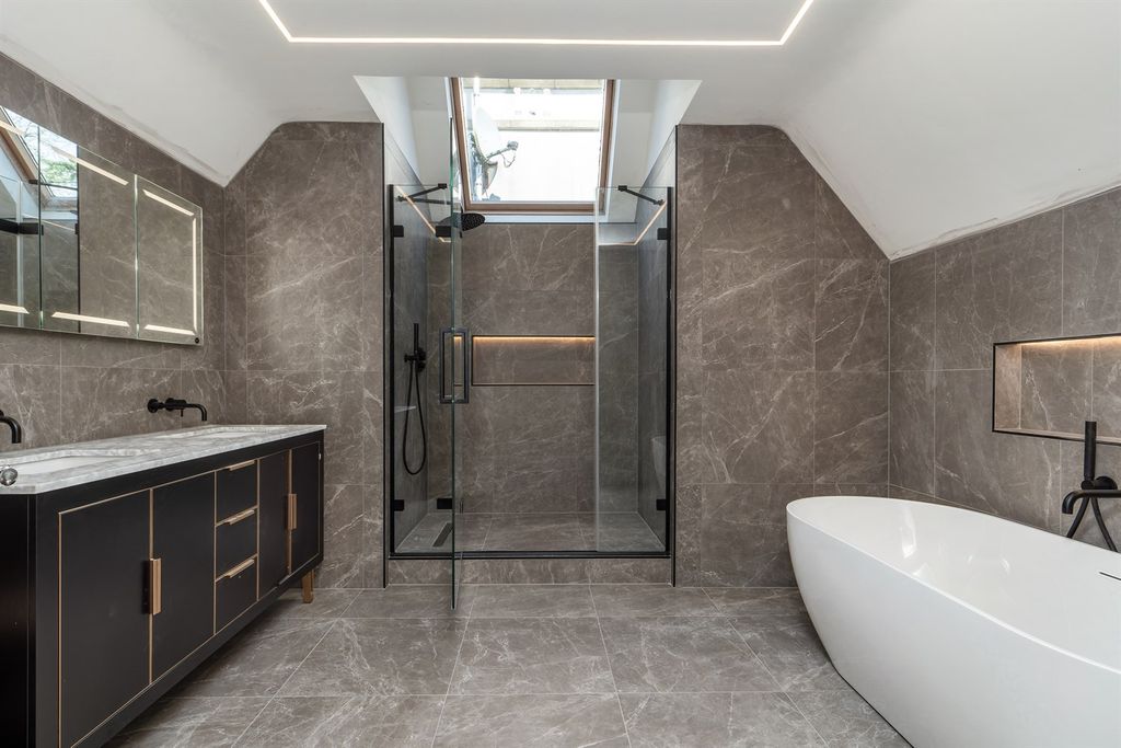 Additional image 18 of 6 bed detached house for saleBroad Lane, Hale WA15