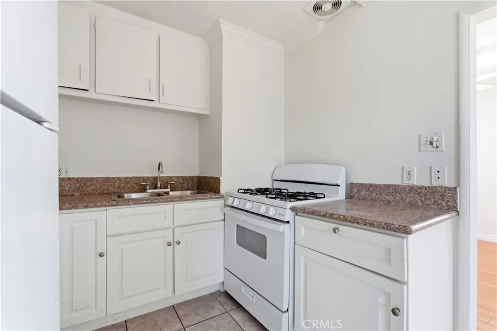 Additional image 41 of 7932 Brimfield Ave Unit 1, Panorama City, CA 91402