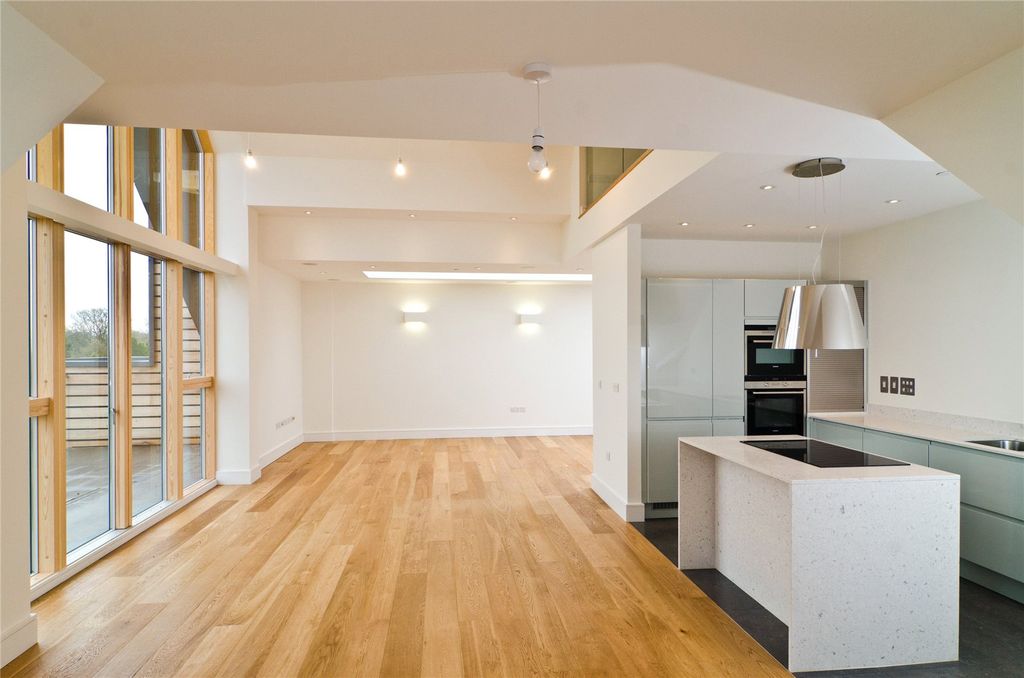 Additional image 6 of 3 bed flat for saleGranville Road, Lansdown BA1