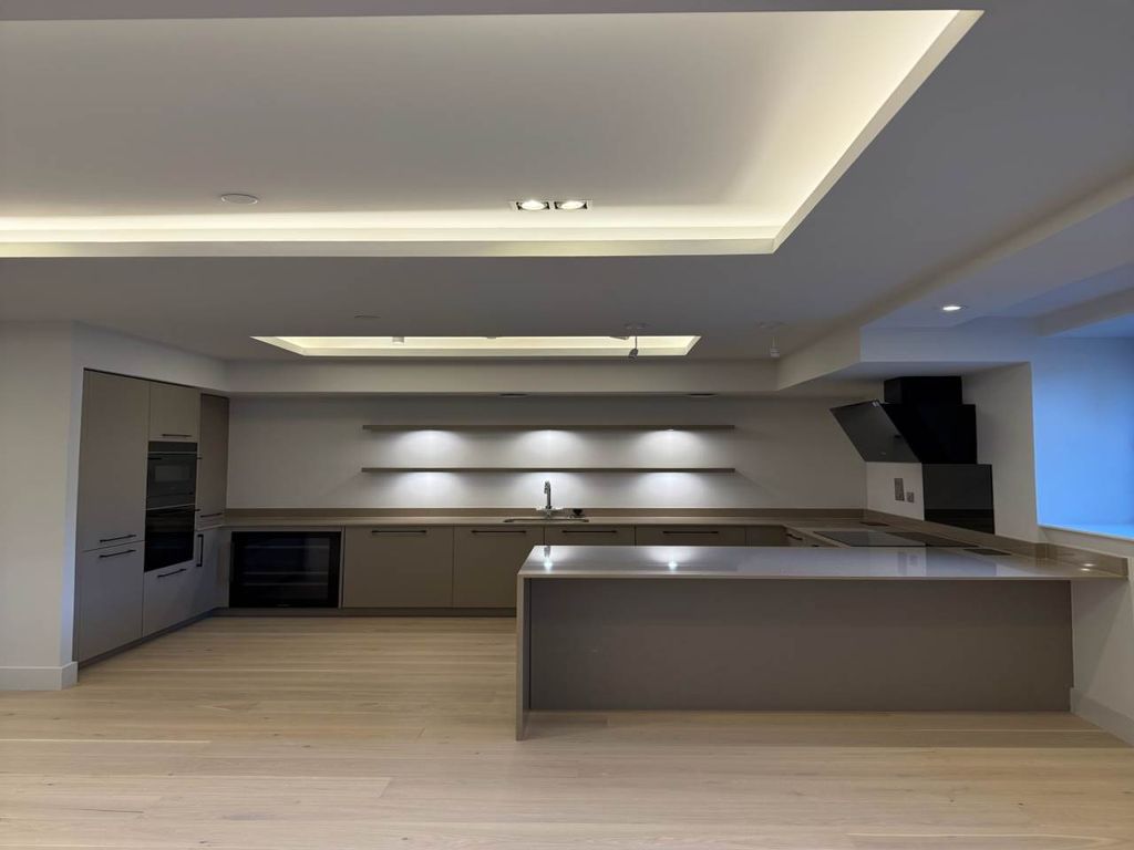 Additional image 3 of 2 bed flat for sale59 Belford Road, Edinburgh EH4