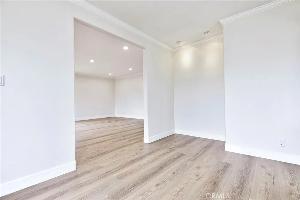 Additional image 44 of 6622 Varna Ave, Van Nuys, CA 91401