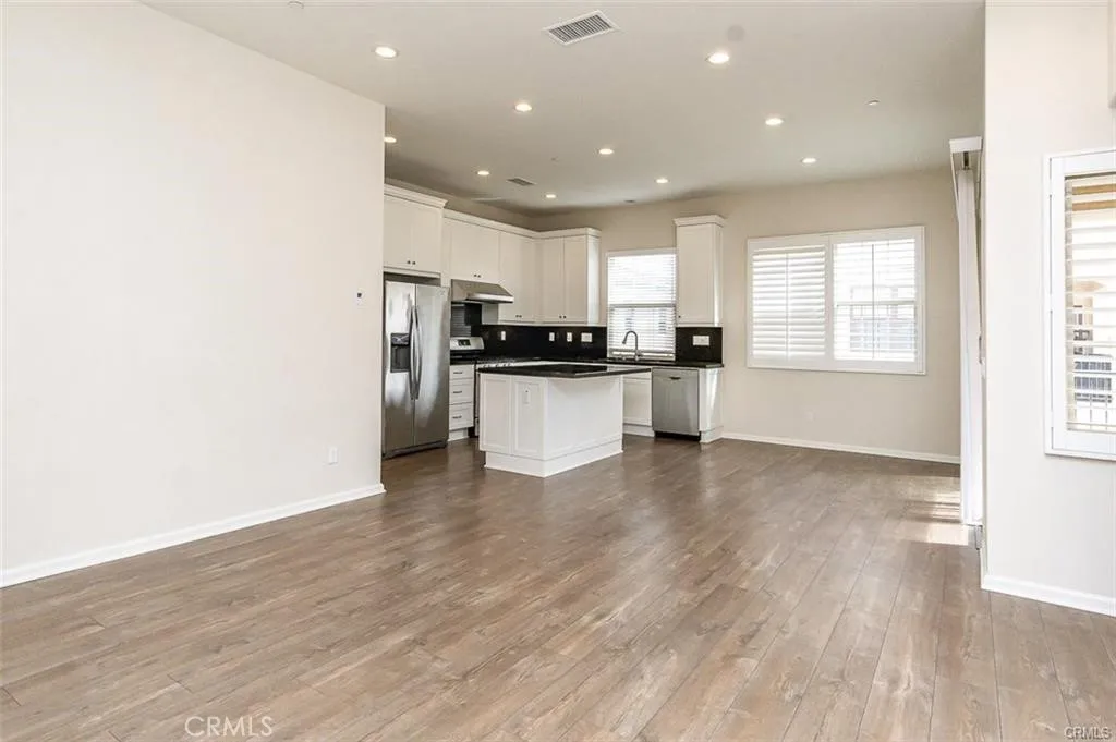 Additional image 15 of 86 Strawberry, Irvine, CA 92620