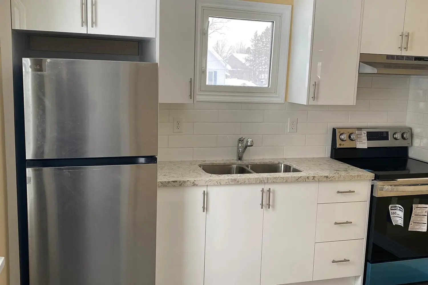 Additional image 3 of 582 Garafraxa Street