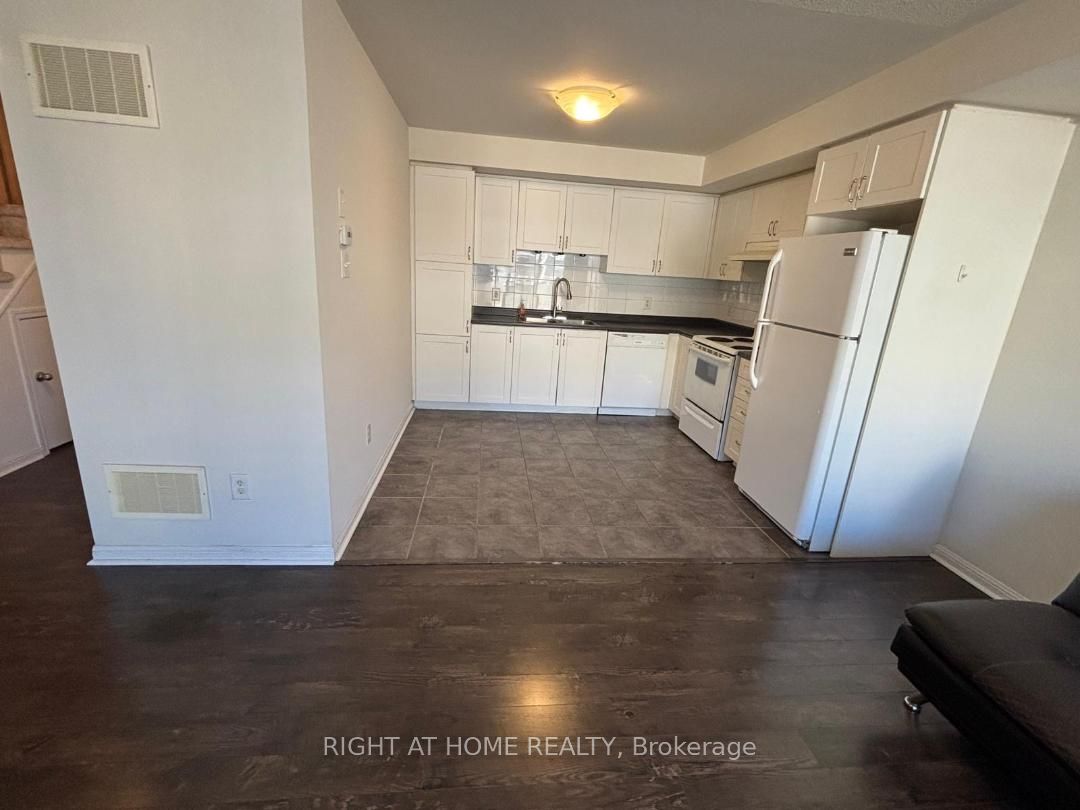 Additional image 3 of 147-2891 Rio Court, Mississauga, ON, L5M 0S3