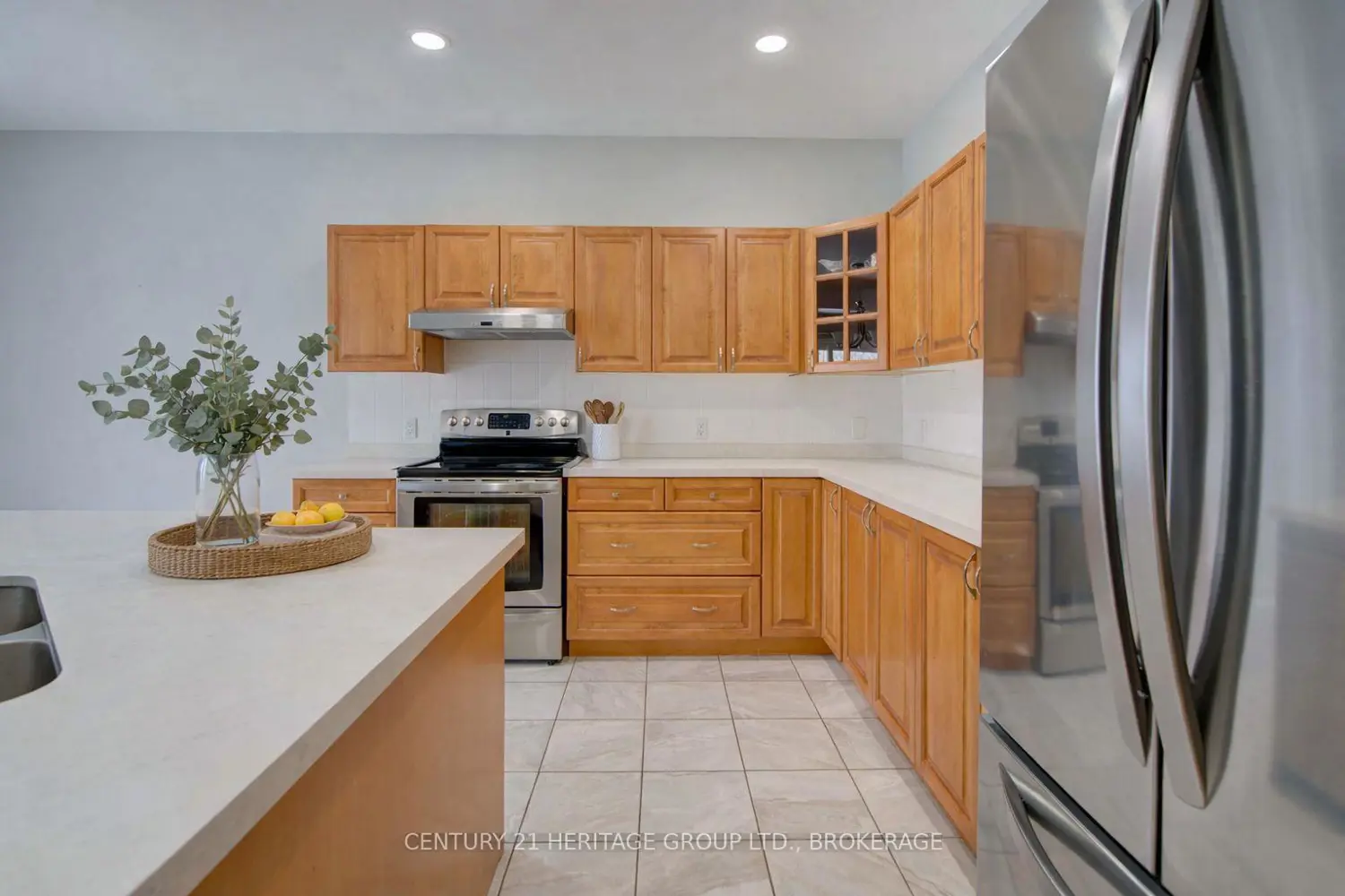 Additional image 3 of 456 Weston Crescent