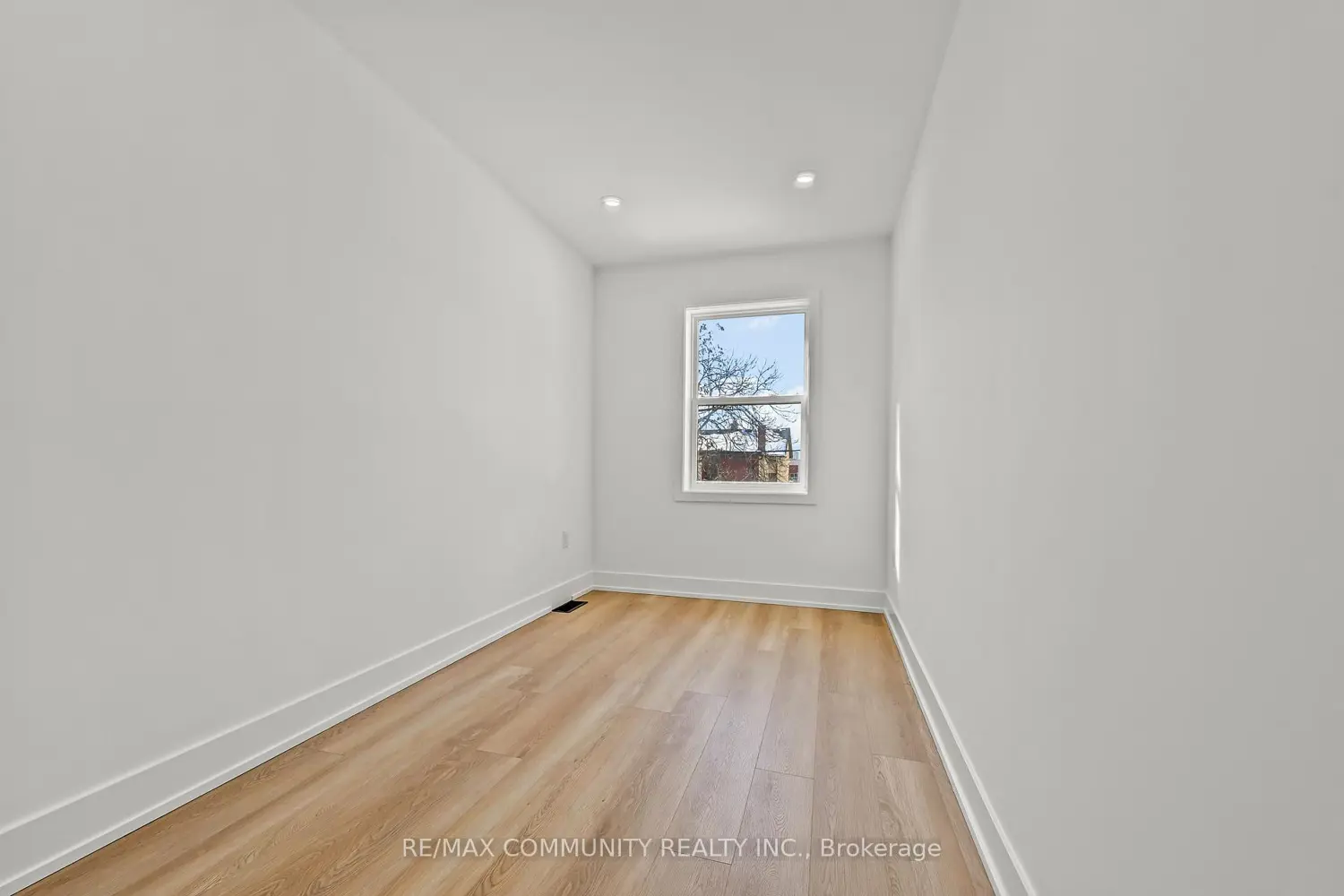 Additional image 10 of 340 Albany Avenue