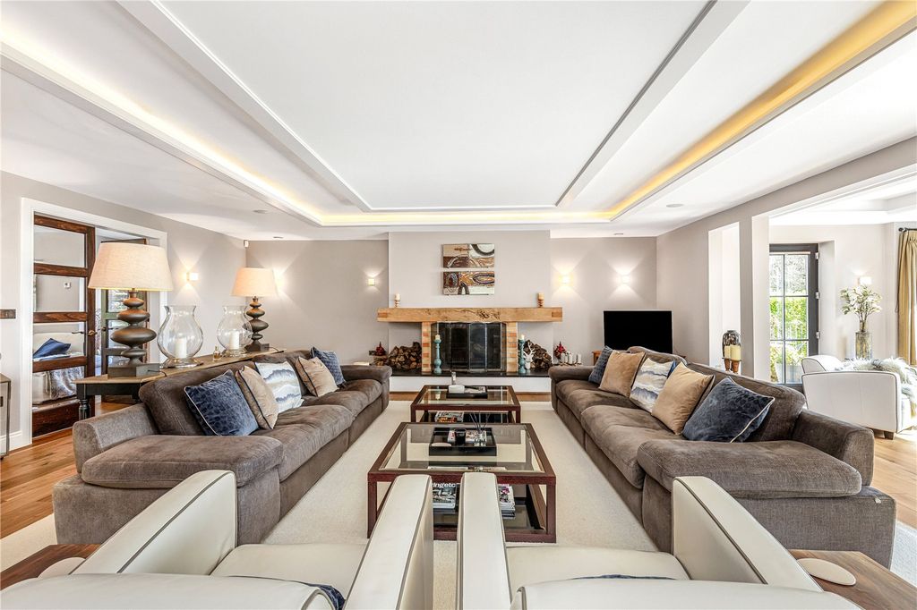 Additional image 23 of 6 bed detached house for saleSea Way, Middleton-On-Sea, West Sussex PO22