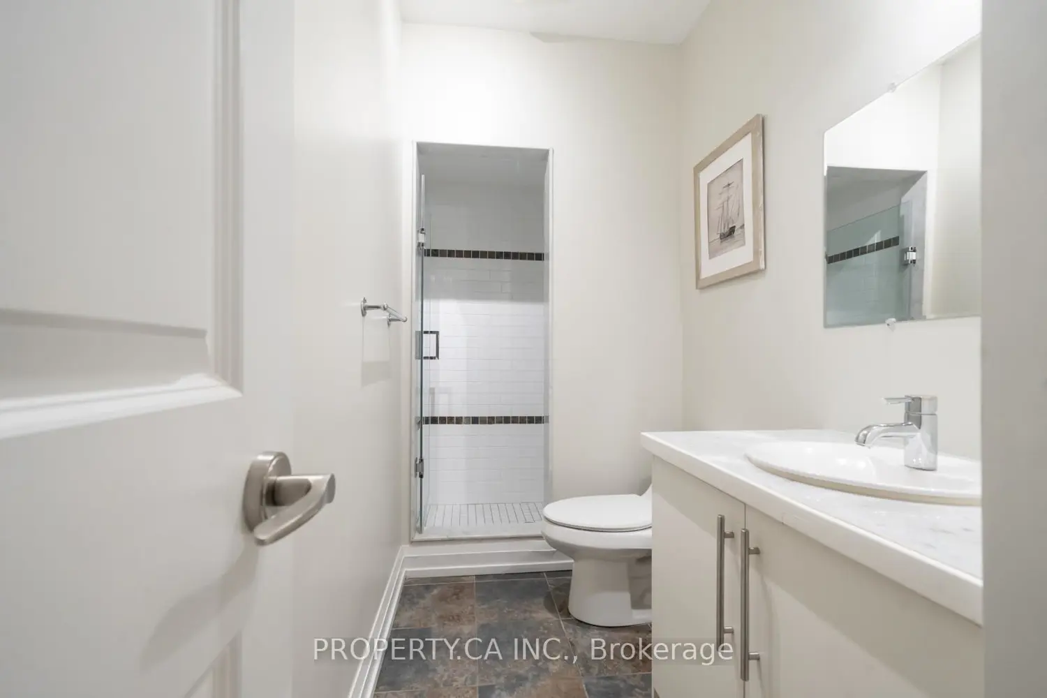 Additional image 16 of 473 Dupont Street 2