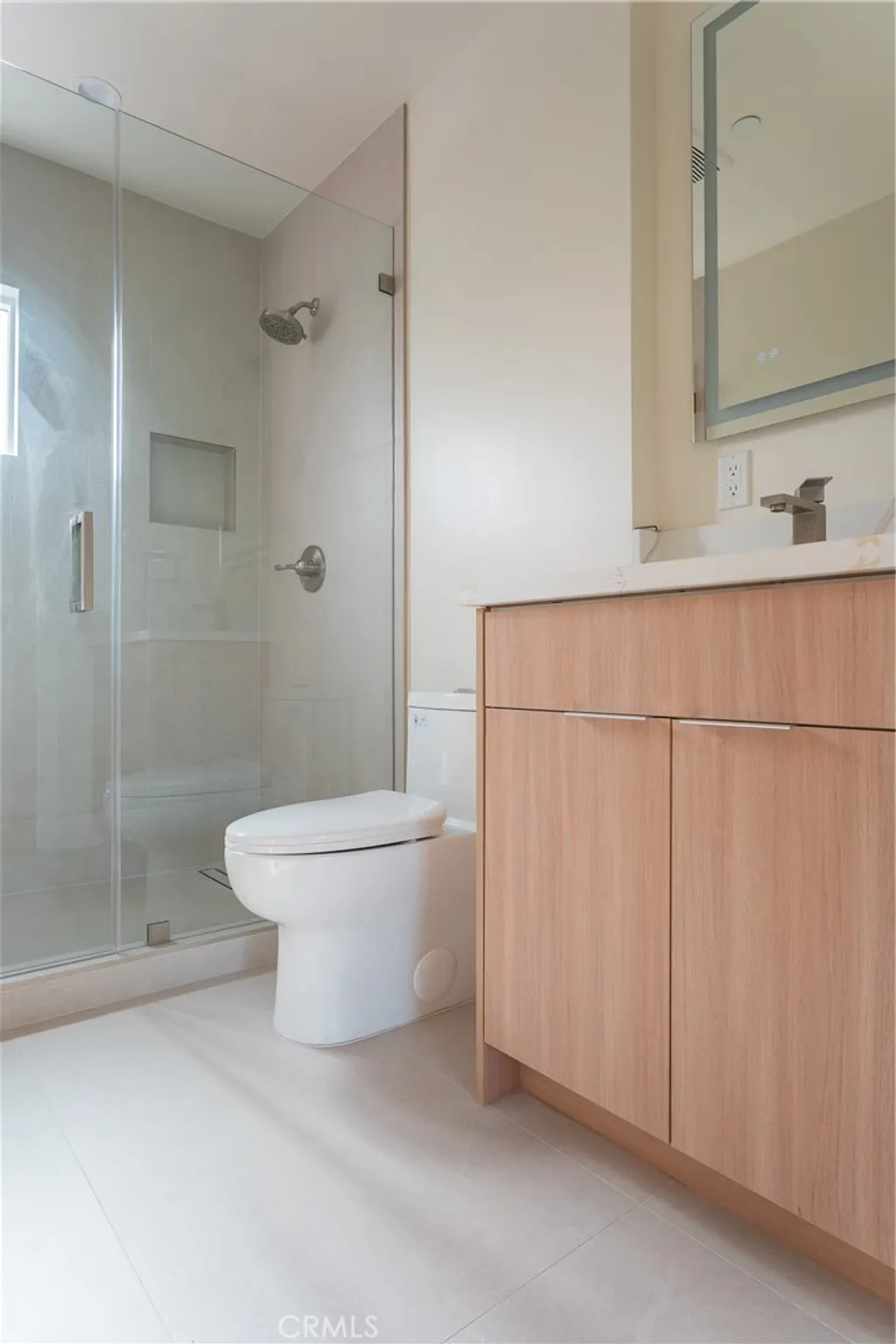 Additional image 15 of 1065 E Spazier Ave Unit 202, Burbank, CA 91502