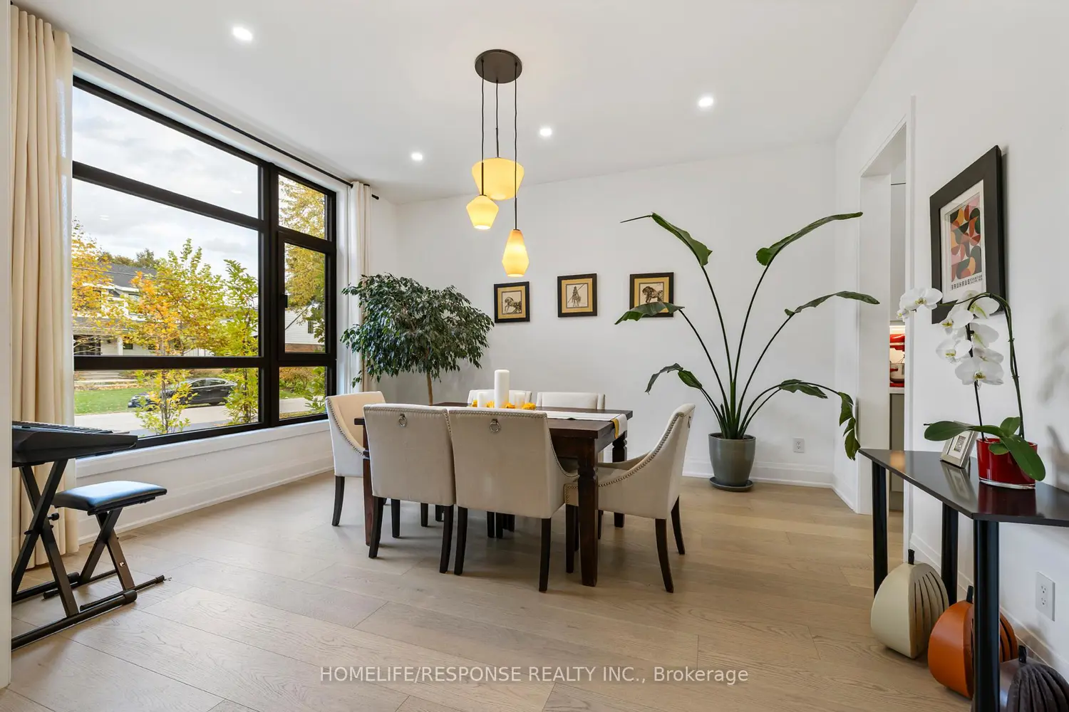 Additional image 2 of 2110 Courtland Crescent