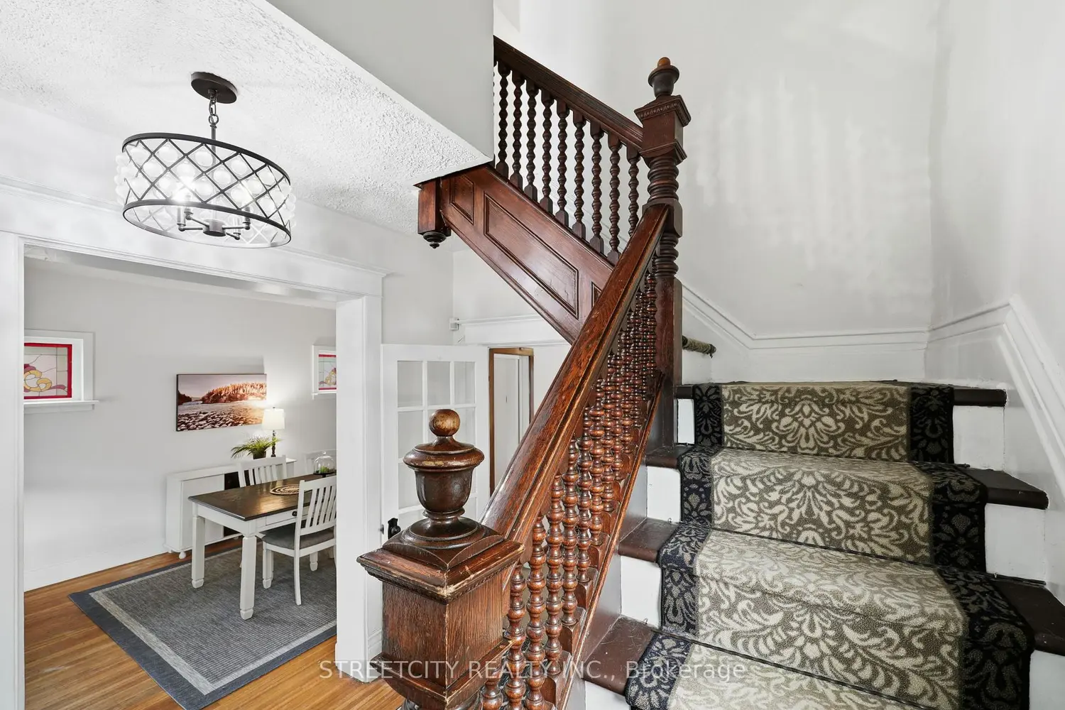 Additional image 12 of 8 Bellevue Avenue