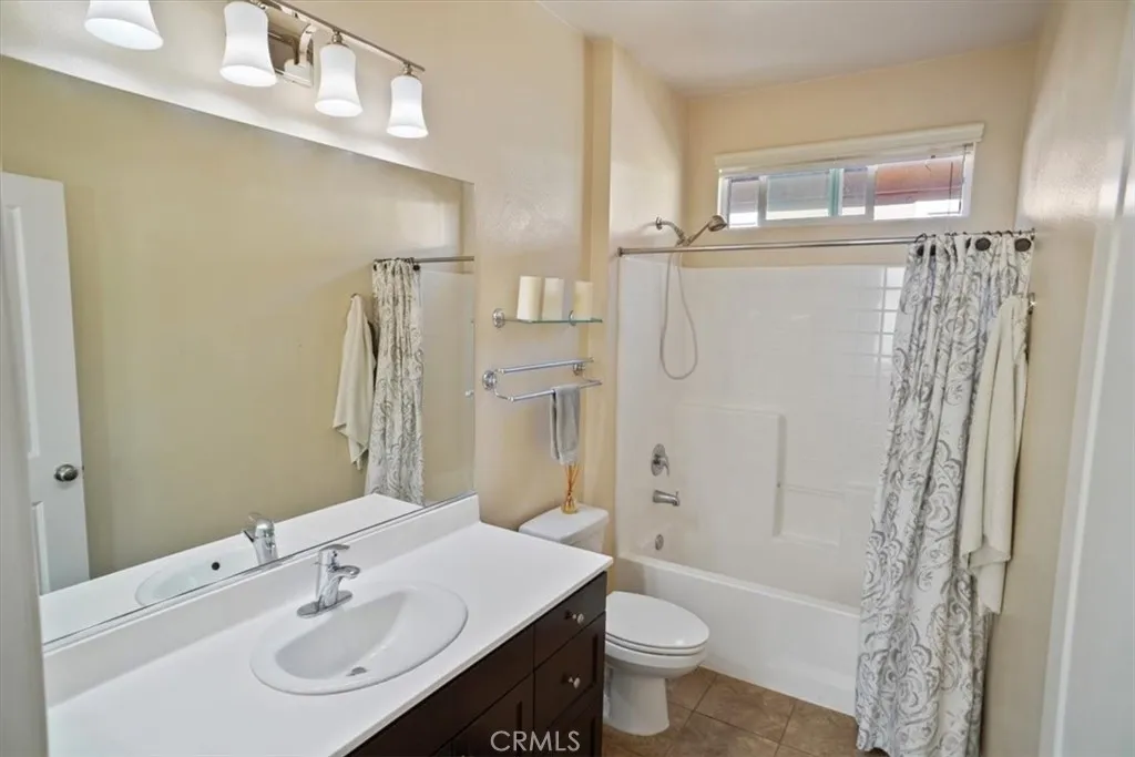 Additional image 17 of 19845 Via Kalban, Newhall, CA 91321