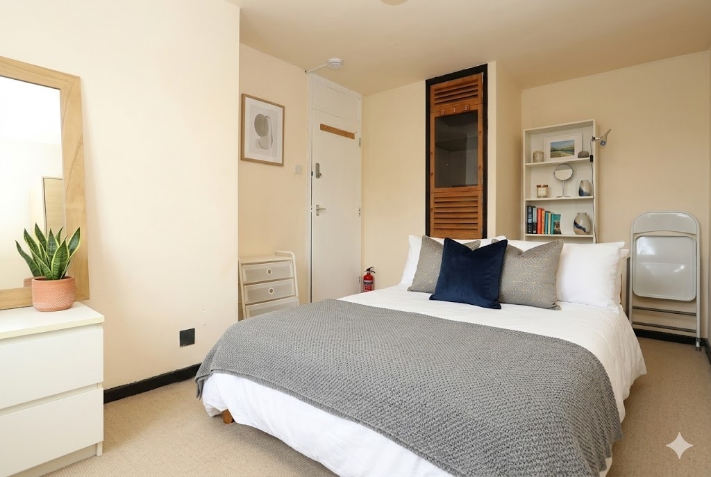 Additional image 4 of Room in a Shared Flat, Nelson Gardens, E2, N1 7GU